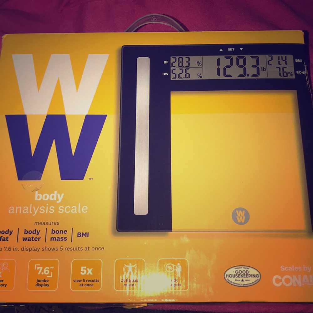 Body analysis scale